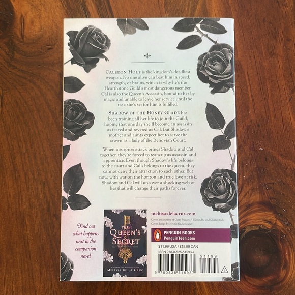 Melissa De La Cruz - Picture 2 of 2